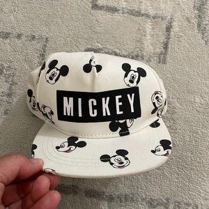 Mickey Mouse H&M baby hat